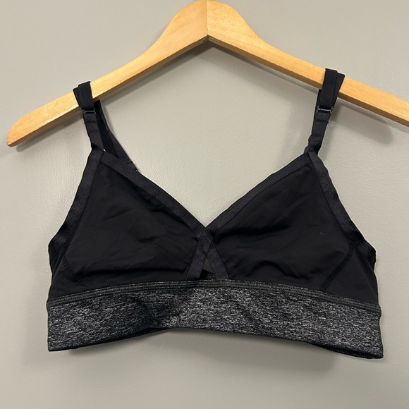 Other - Lululemon Size 10 Sports Bra Black and Grey